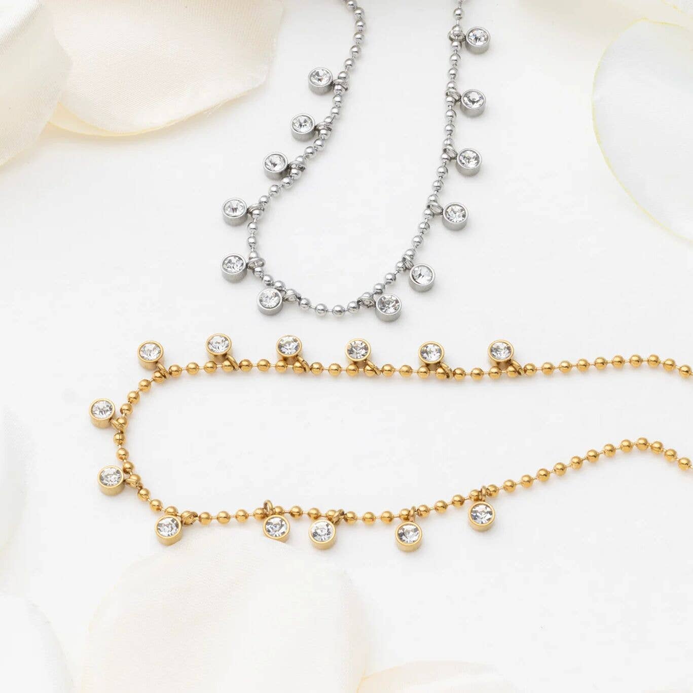18K Gold PVD Stainless Steal Round Stone Dangle Necklace: Gold