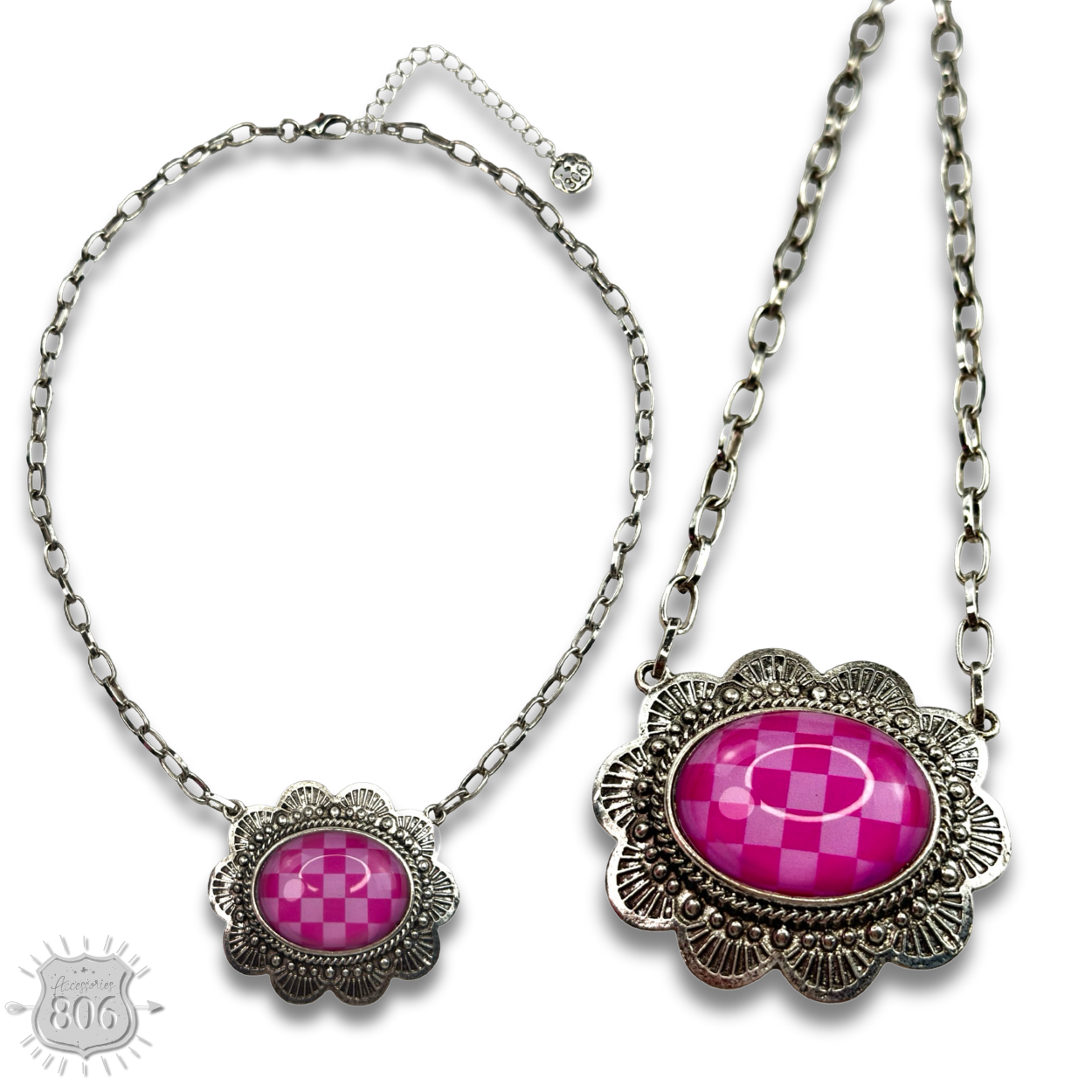 Oval checkerboard pendant necklace