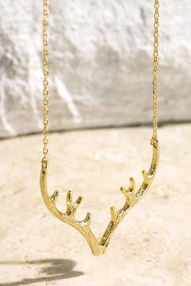 Brass Textured Metal Antler Short Necklace: Gold / OS
