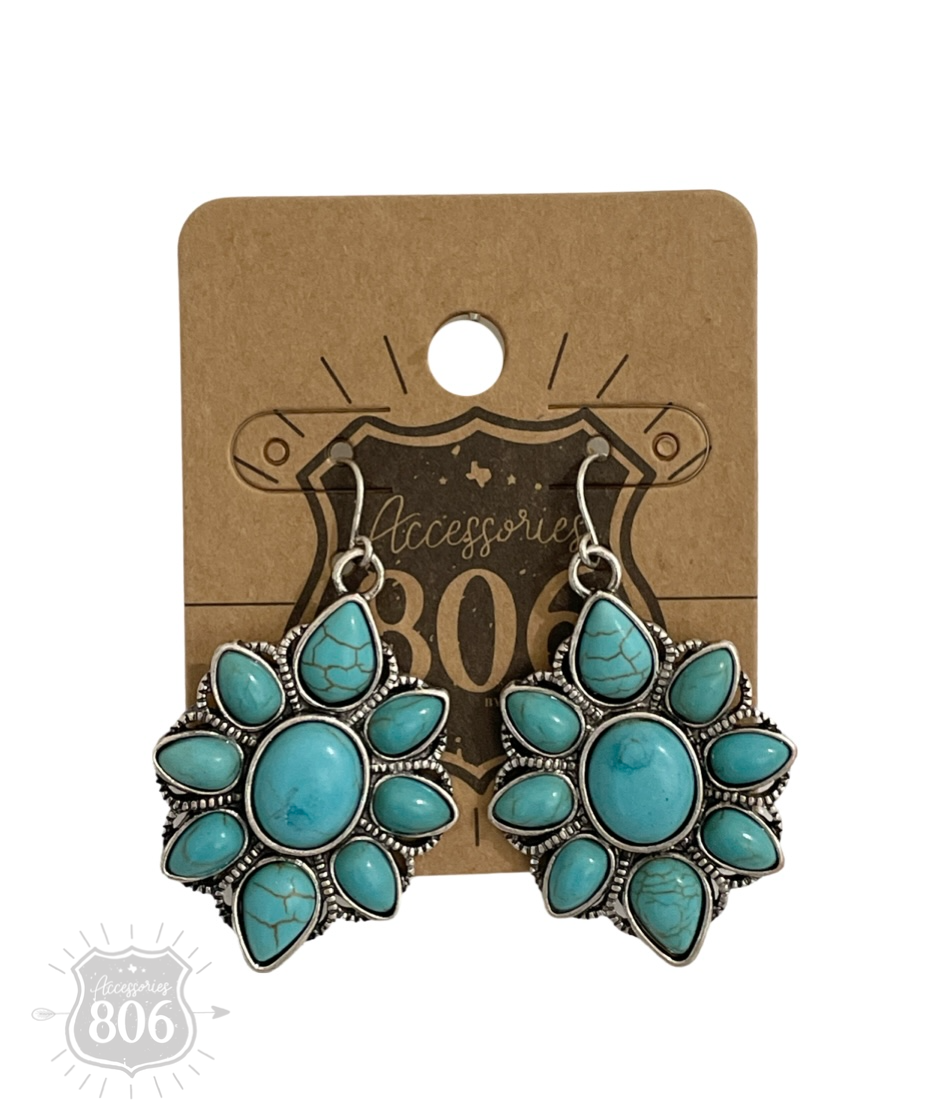 Decorative stone flower earring