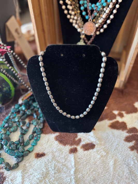 Single strand beads