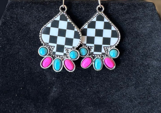 Checkered spades