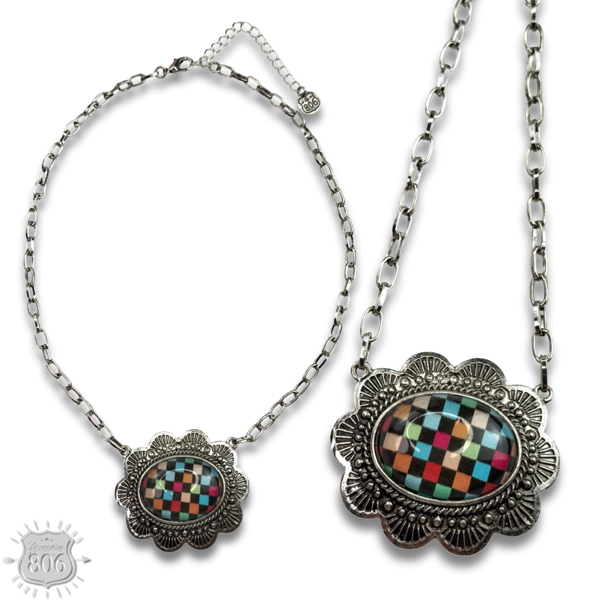 Oval checkerboard pendant necklace