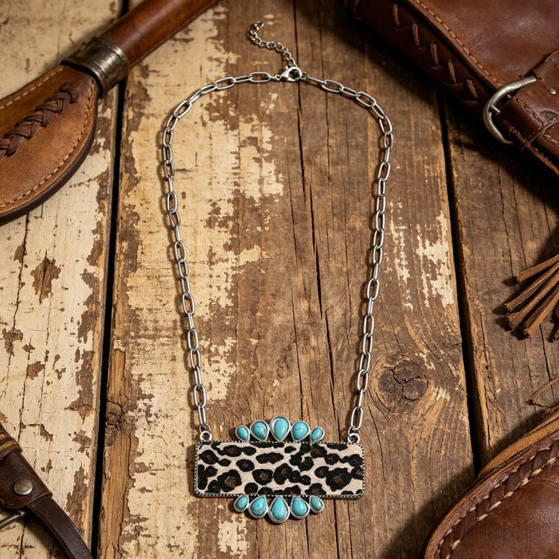Vintage Bohemian Fashion Geometry Pattern With Turquoise Leopard Print Necklace