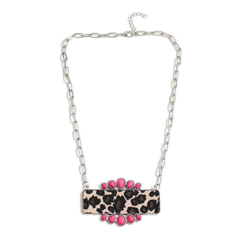 Vintage Bohemian Fashion Geometry Pattern With Turquoise Leopard Print Necklace