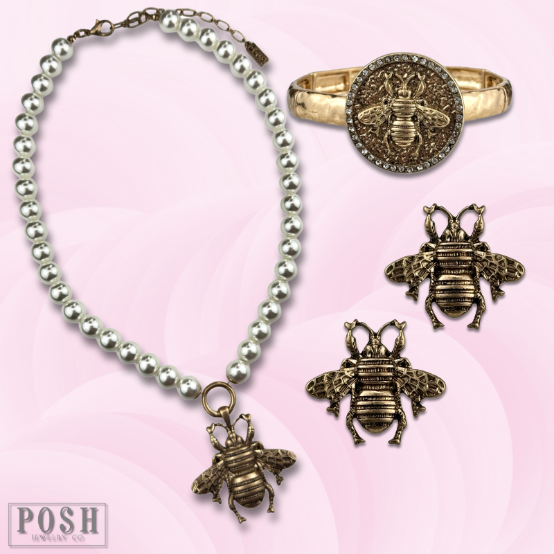 Gold bee charm bracelet