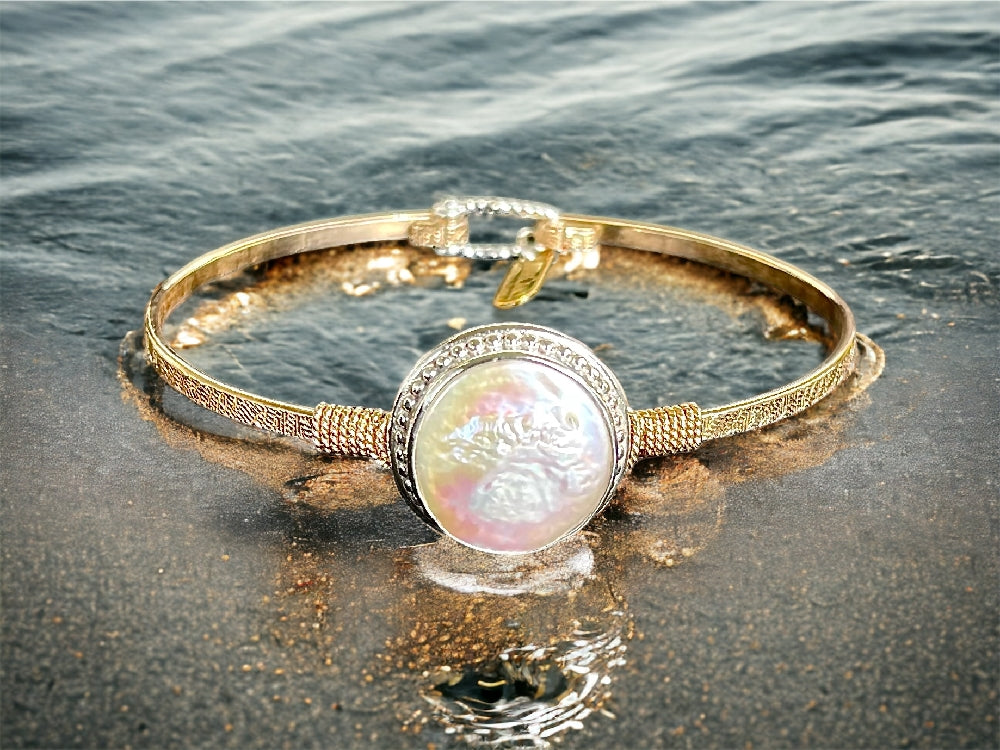 Luna Pearl Bracelet