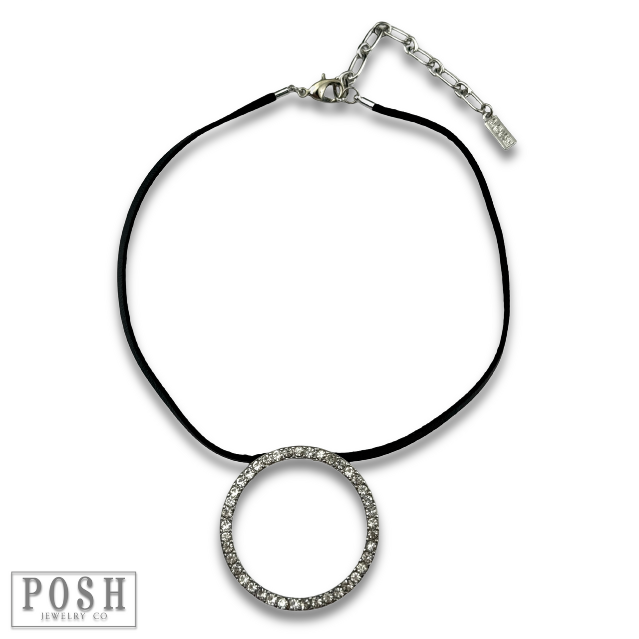 Round rhinestone pendant necklace