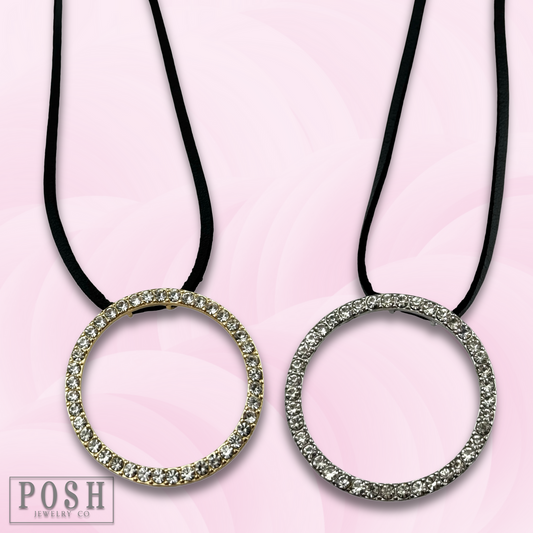 Round rhinestone pendant necklace