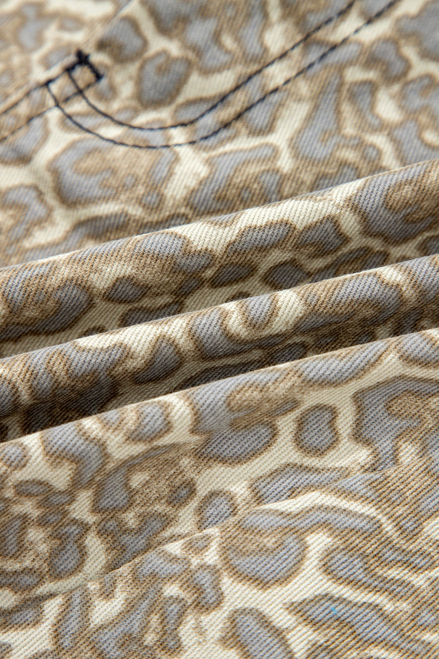 Khaki Raw Edge Leopard Print Denim Shorts