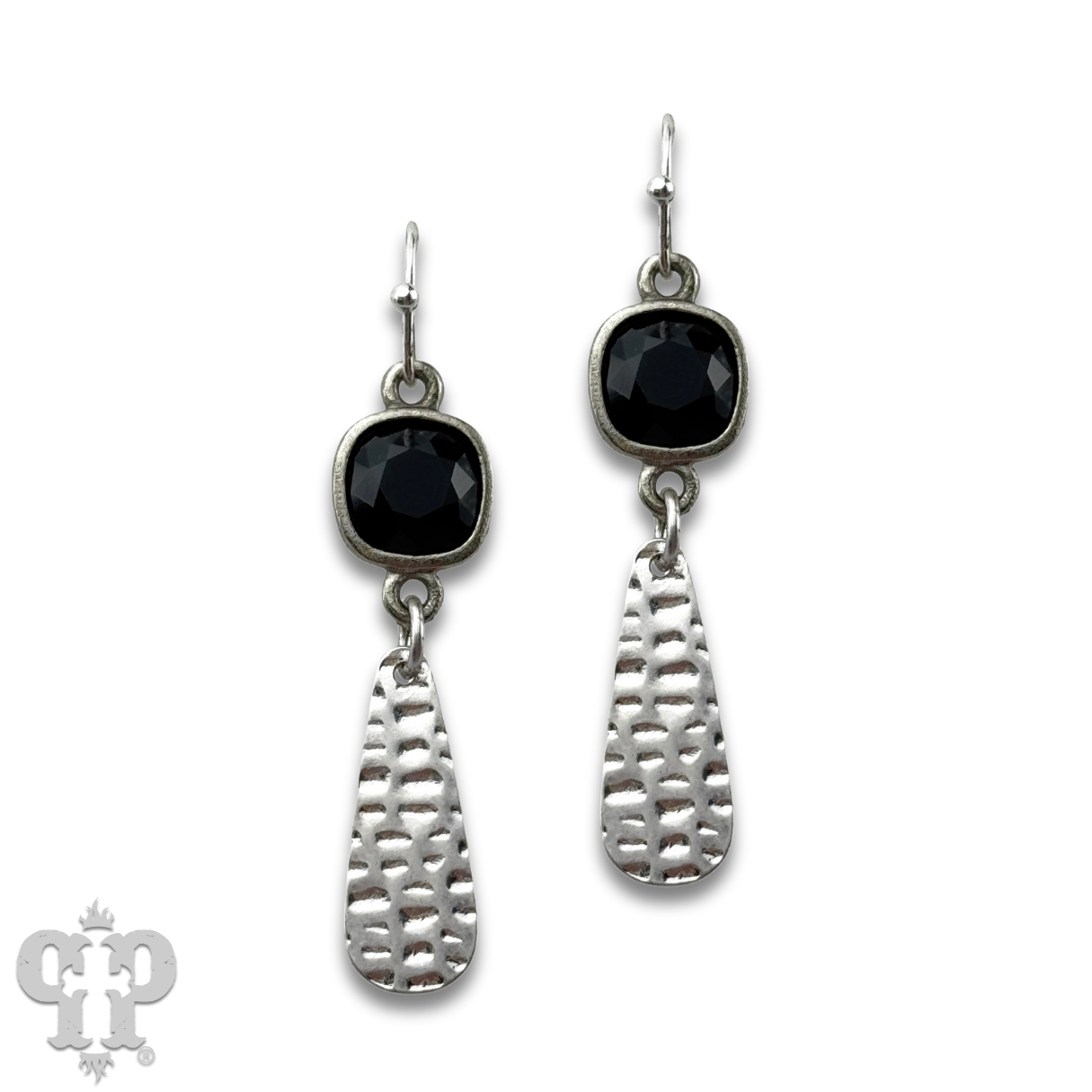Raindrop earring with Austrian crystal
