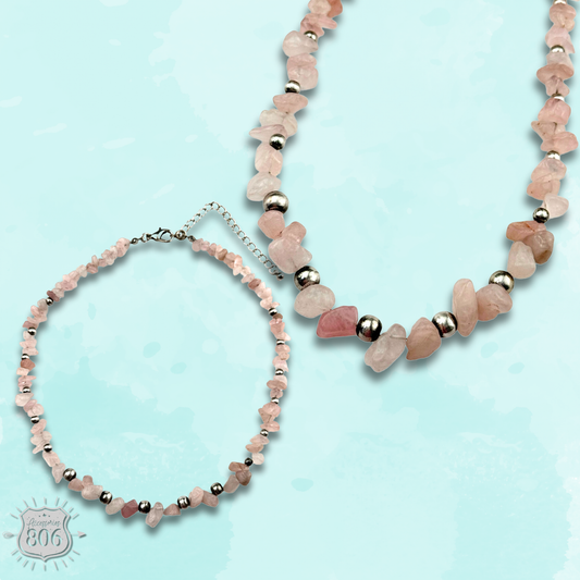 Pink tone chip bead necklace
