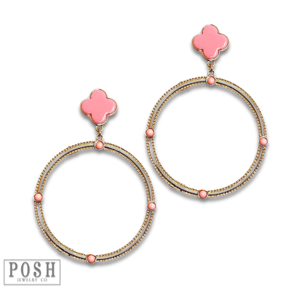 Clover and textured circle earring