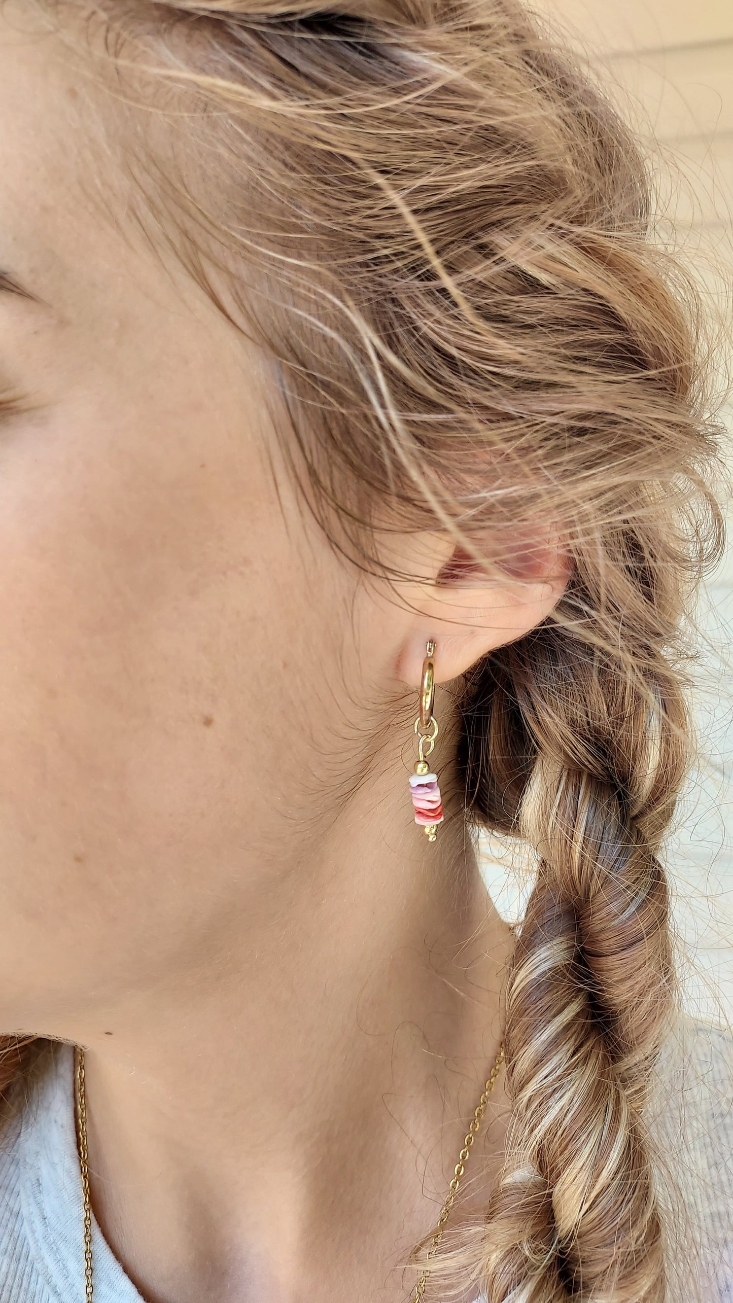 Golden il Lido dangles